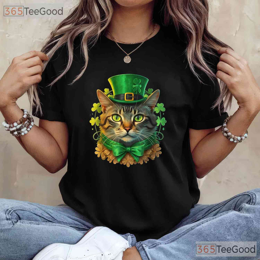 Funny Cat St Patricks Day T-Shirt Cute Kitten Irish Pet Lover Men Women