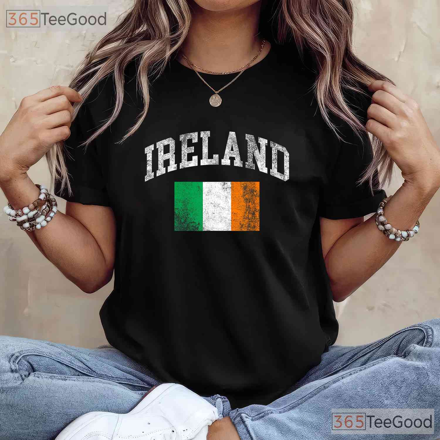 Vintage Ireland Flag St Patricks Day T-Shirt Distressed Irish Pride Heritage