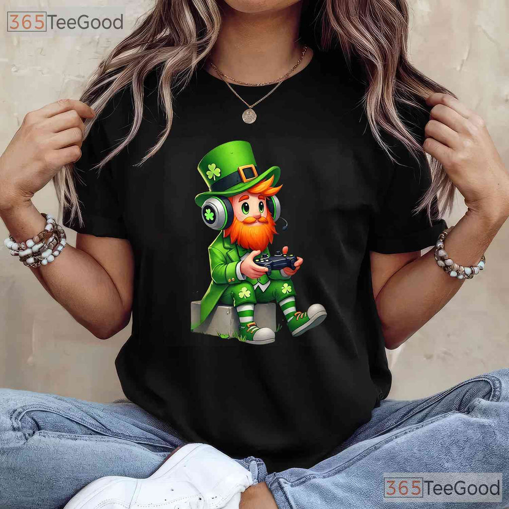 Video Game Leprechaun St Patricks Day T-Shirt Gamer Boys Controller Kids Tee