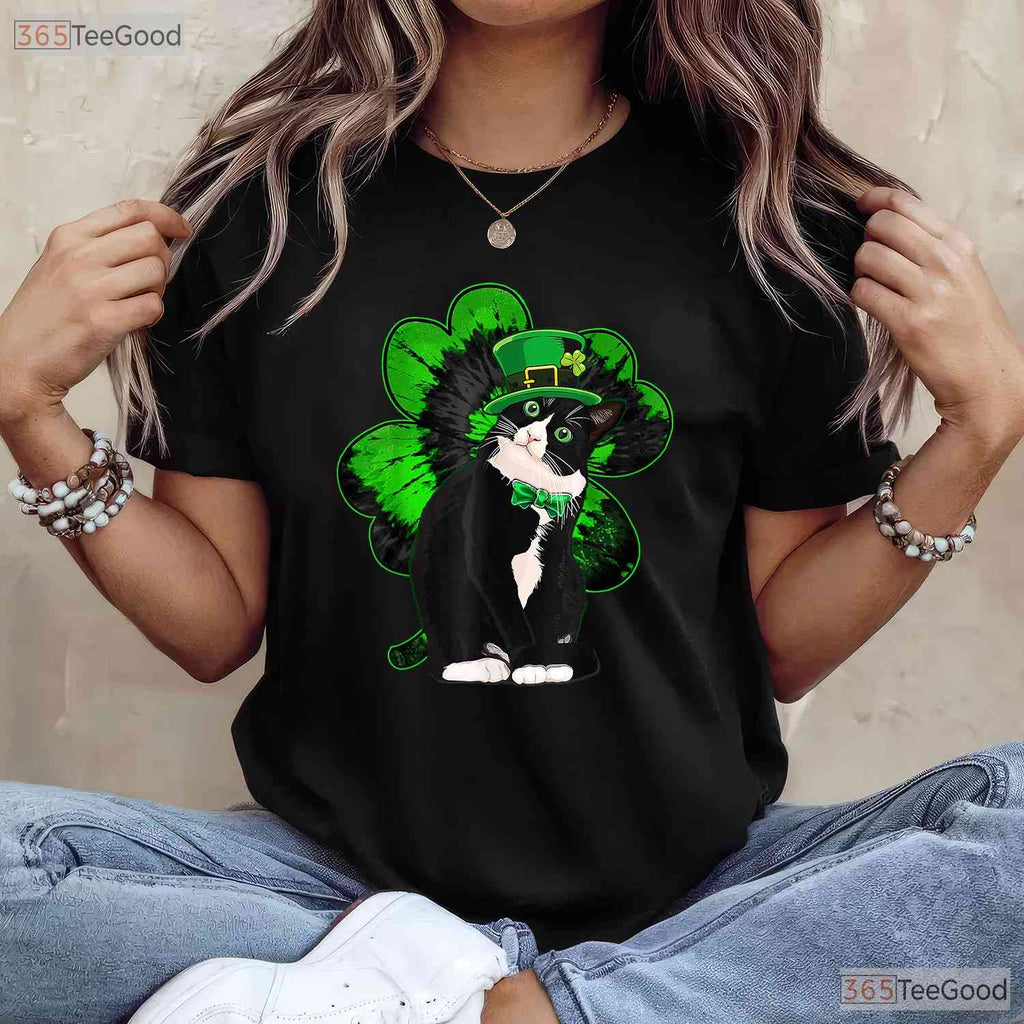Funny St Catricks Day T-Shirt Cute Cat Leprechaun Hat Irish Pet Lover Tee