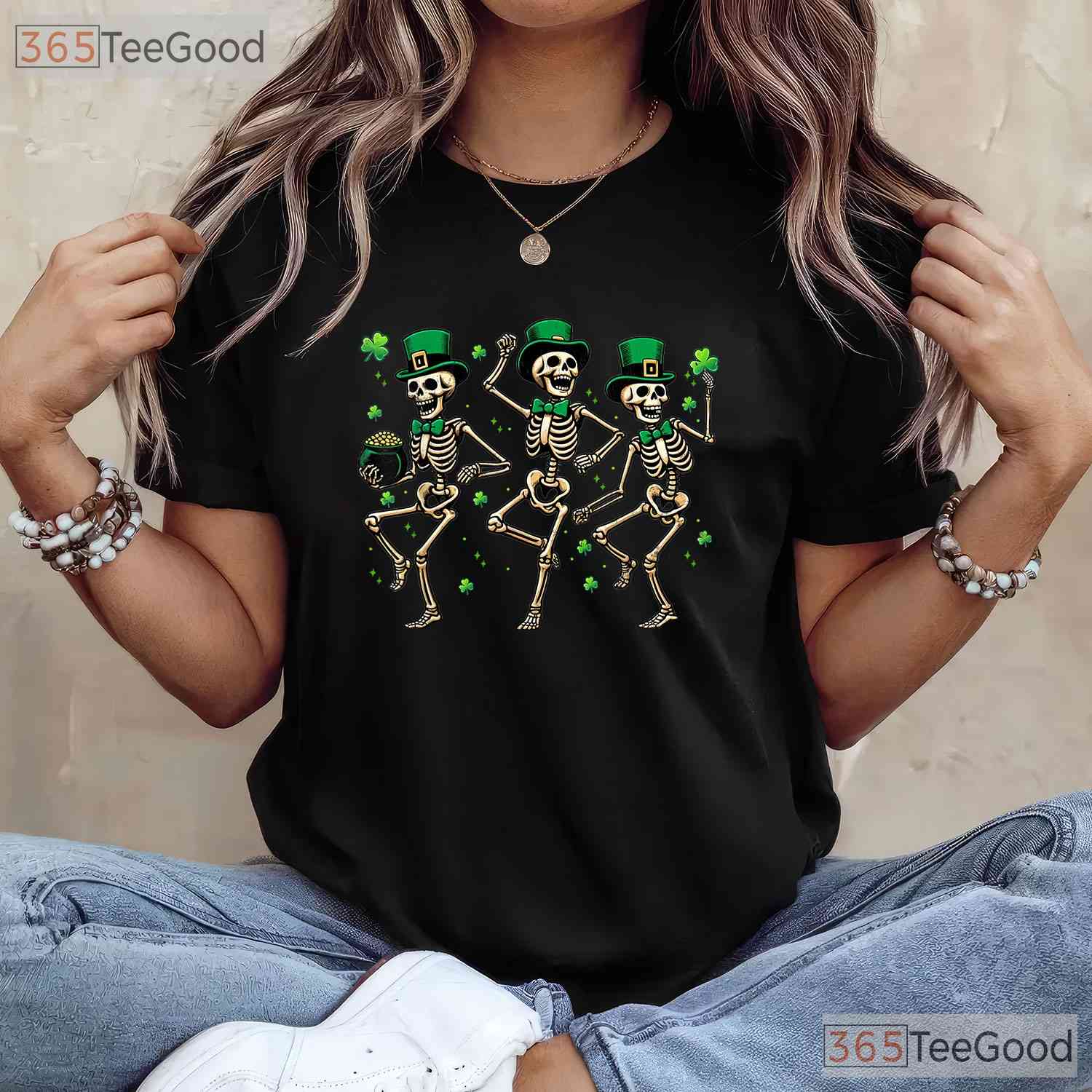 Dancing Skeleton Leprechaun St Patricks Day T-Shirt Funny Dead Inside Tee