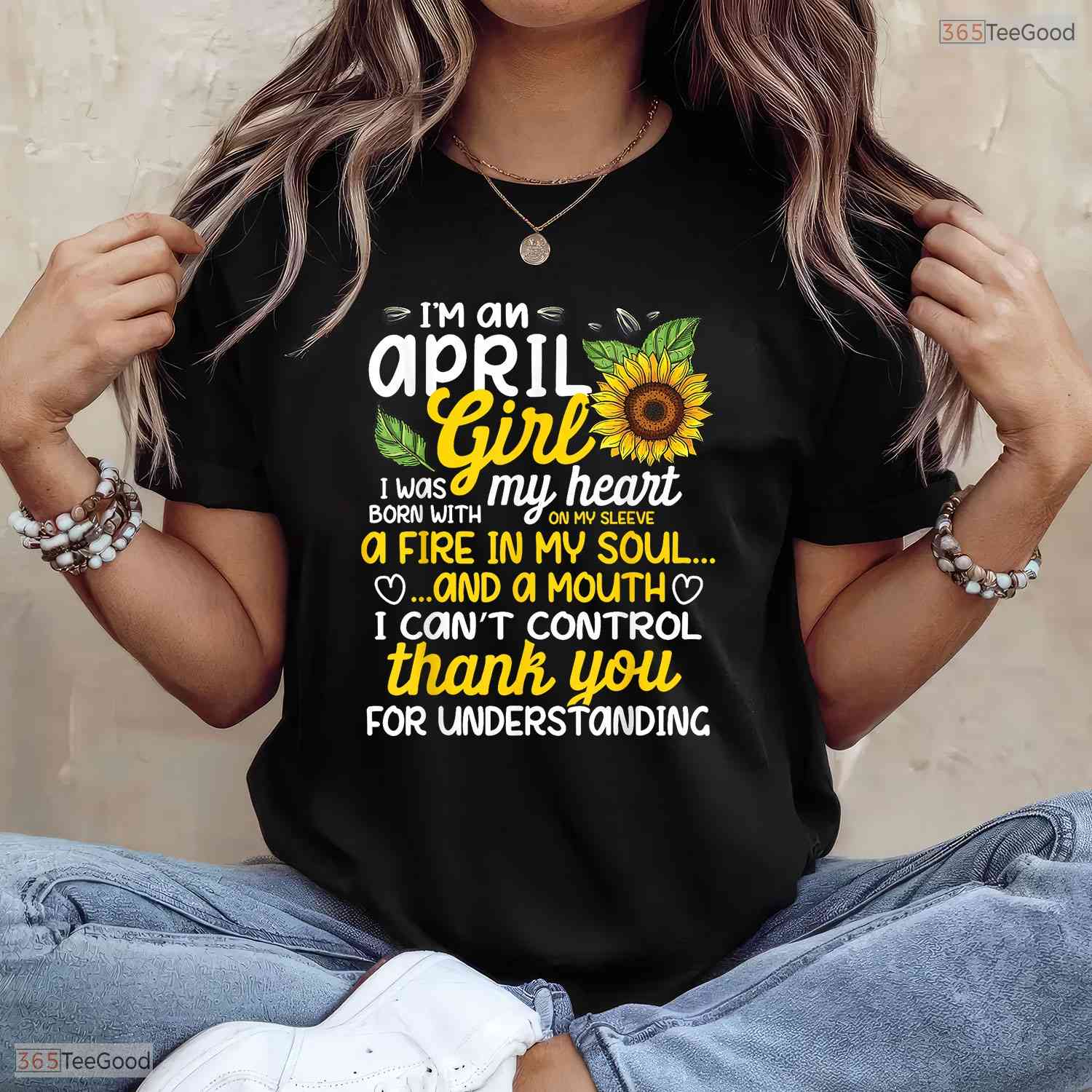Gorgeous May Sunflower Girl Queen Born In May Spring Celebration Birthday T-Shirt