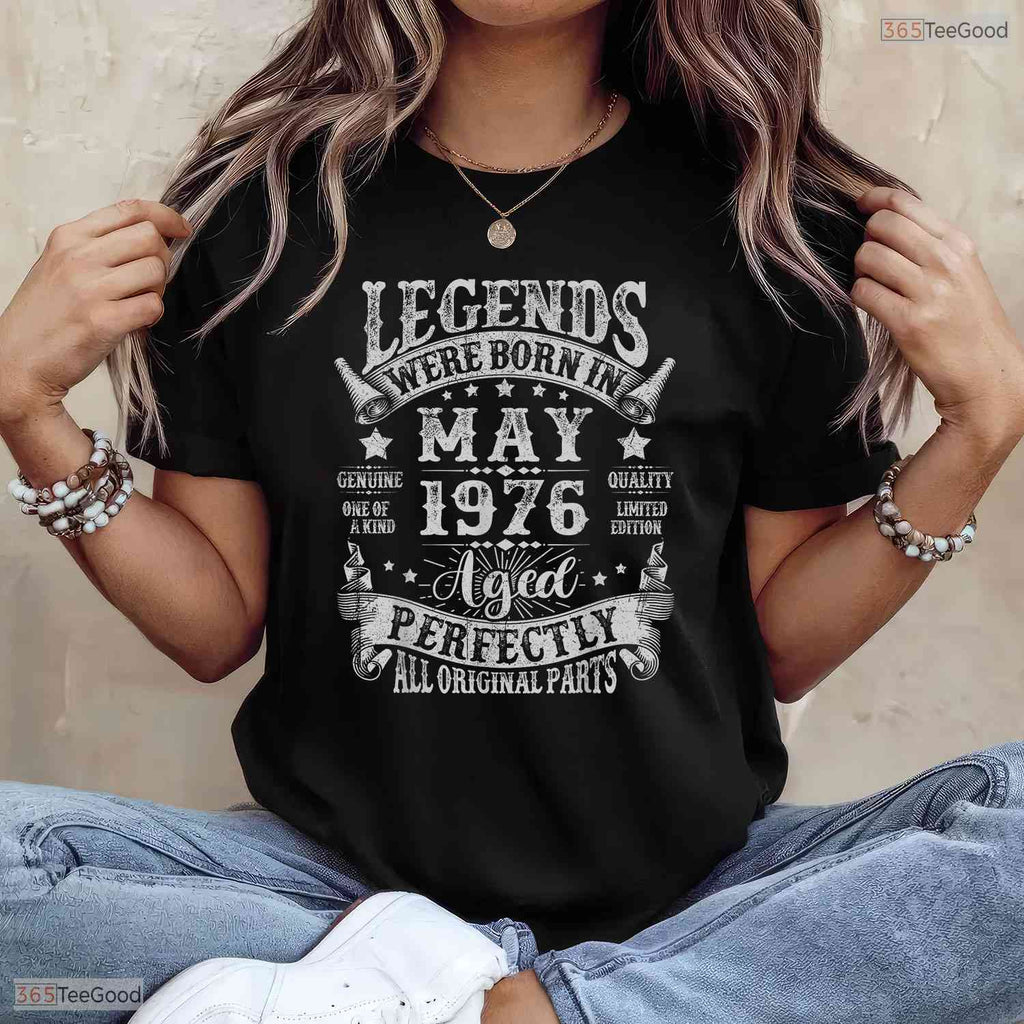 Awesome 50th Birthday For Men Legends Were Born In May 1976 Vintage Retro T-Shirt