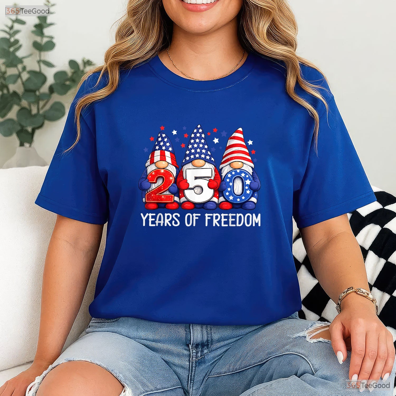 250 Years Anniversary USA Patriotic Gnome Valentine T-Shirt Bass Fishing Men
