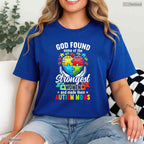 Strongest Autism Mom God Found Strongest Women Mothers Day T-Shirt Awareness