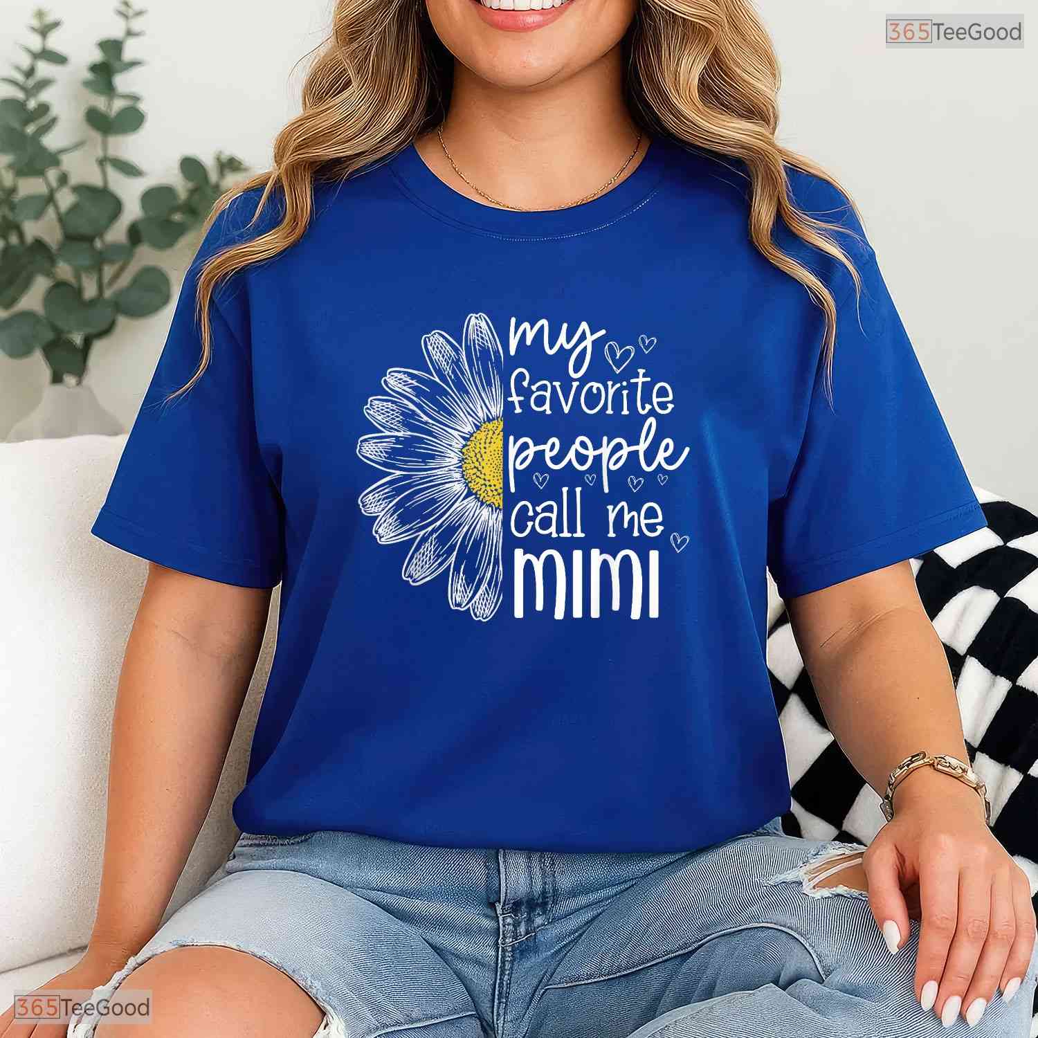 Favorite People Call Me Mimi Daisy Floral Grandma Mothers Day T-Shirt Gift