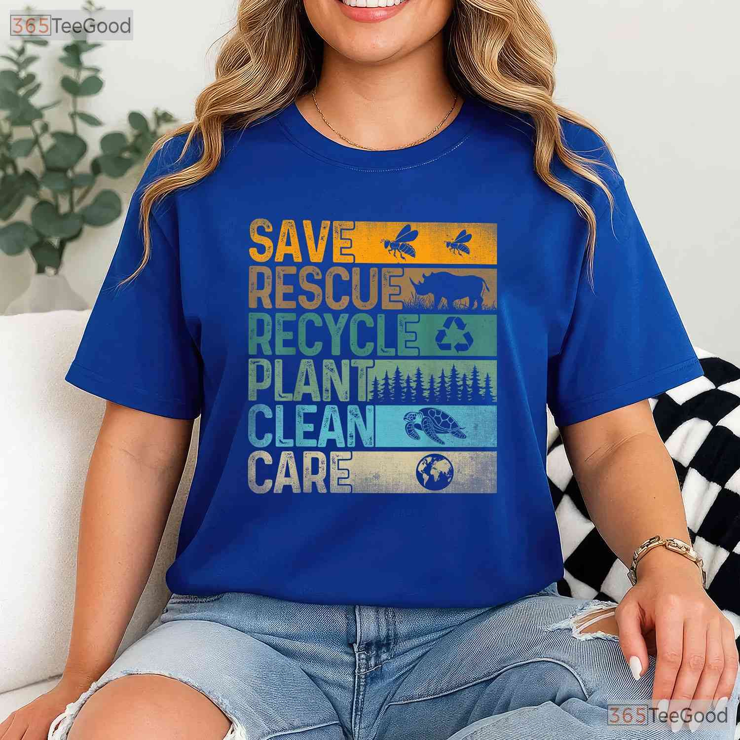 Save Bees Rescue Animals Recycle Plastic Earth Day T-Shirt Eco Activist Tee