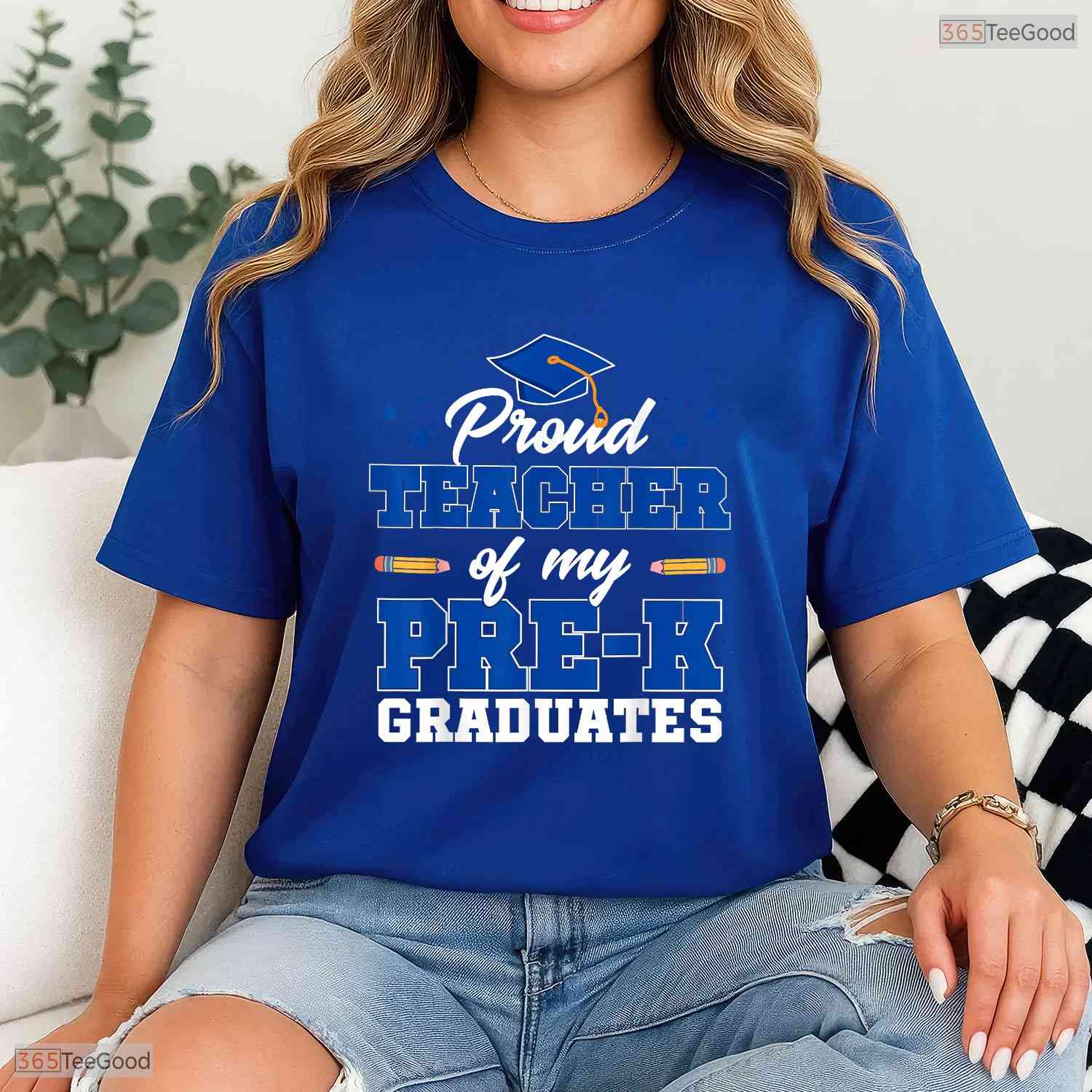 Dedicated Proud Teacher Of My Pre-K Graduates Early Education Ceremony T-Shirt