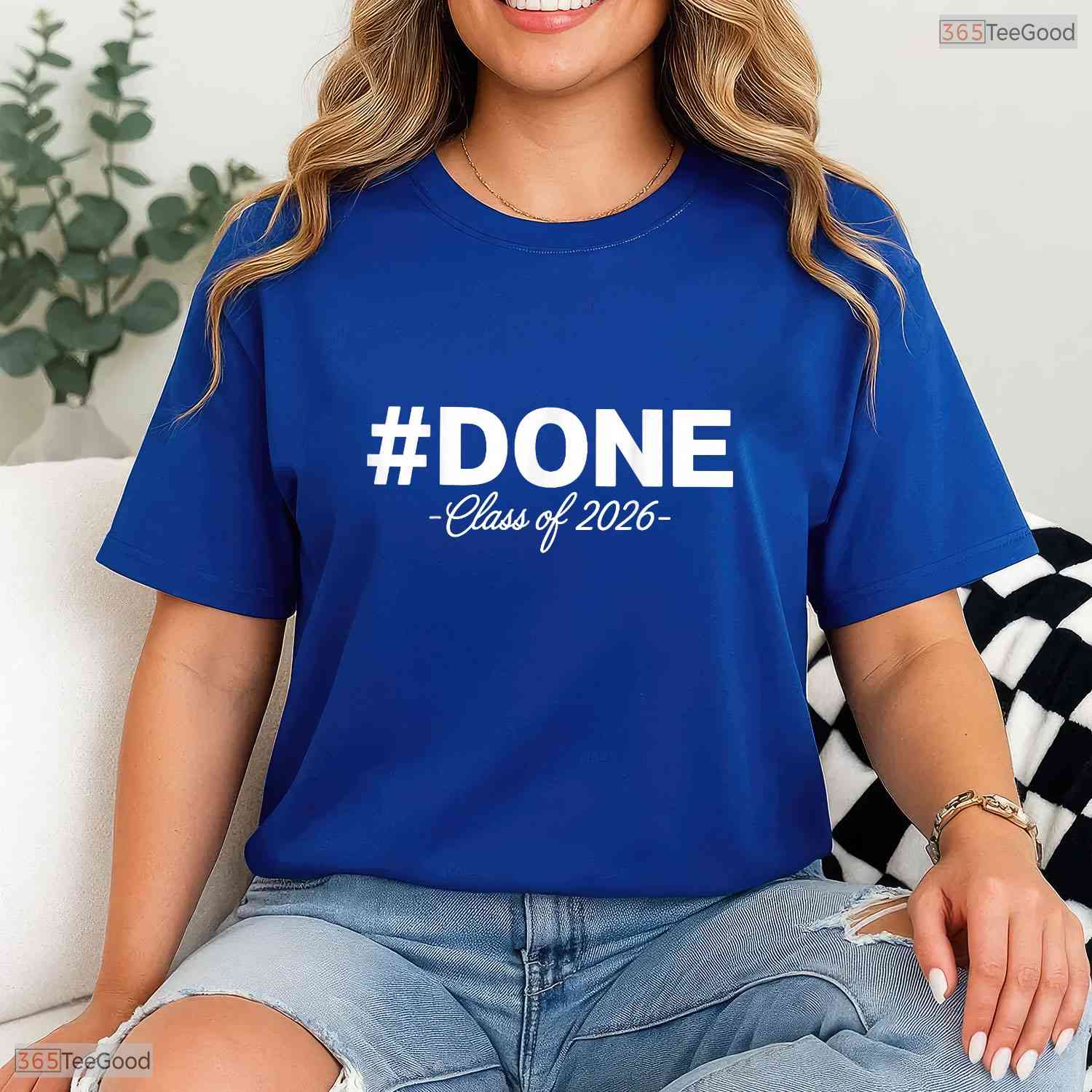 Minimalist Done Class Of 2026 Graduation Senior Party Celebration Apparel T-Shirt