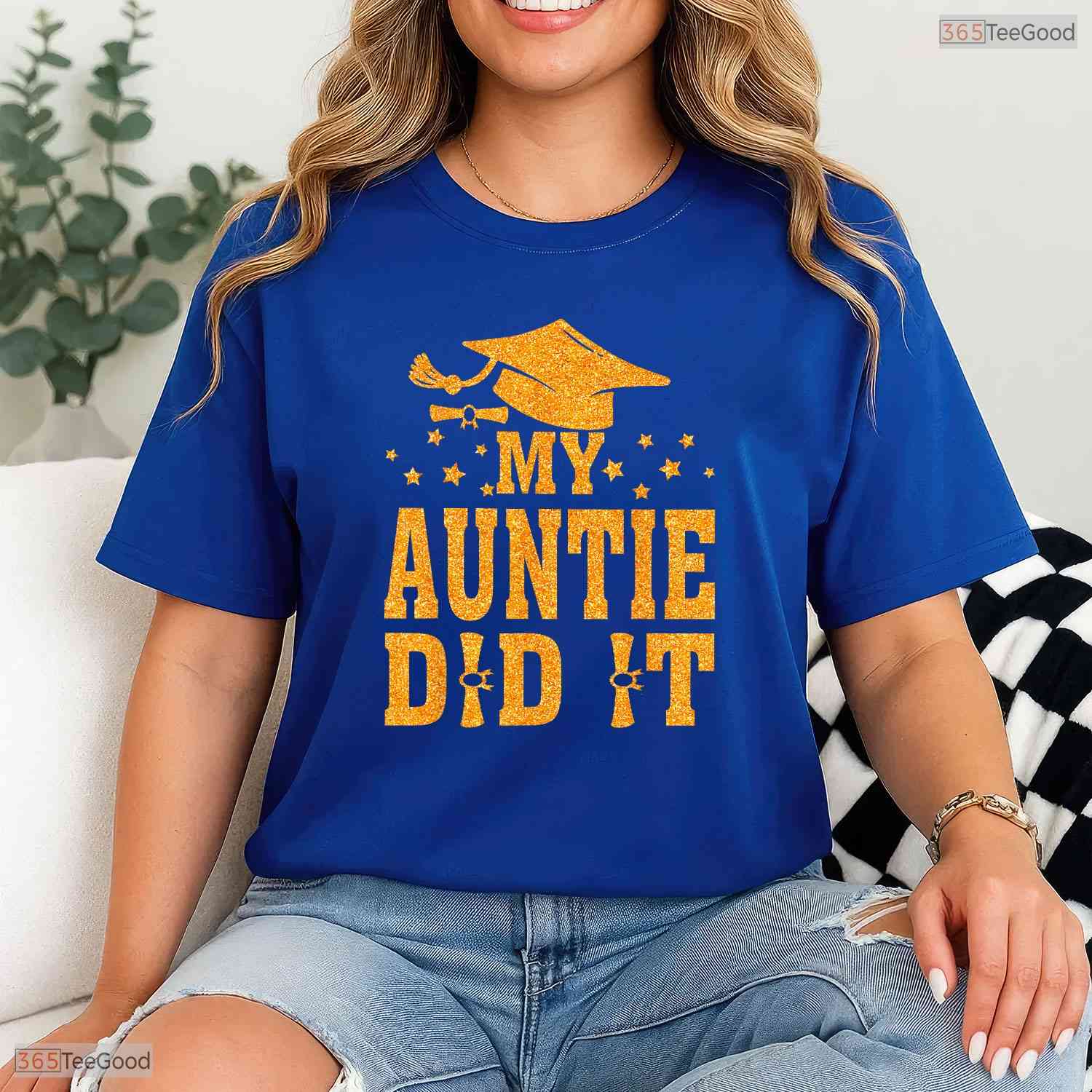 Supportive My Auntie Did It Graduation Graduated Niece And Nephew Celebration T-Shirt