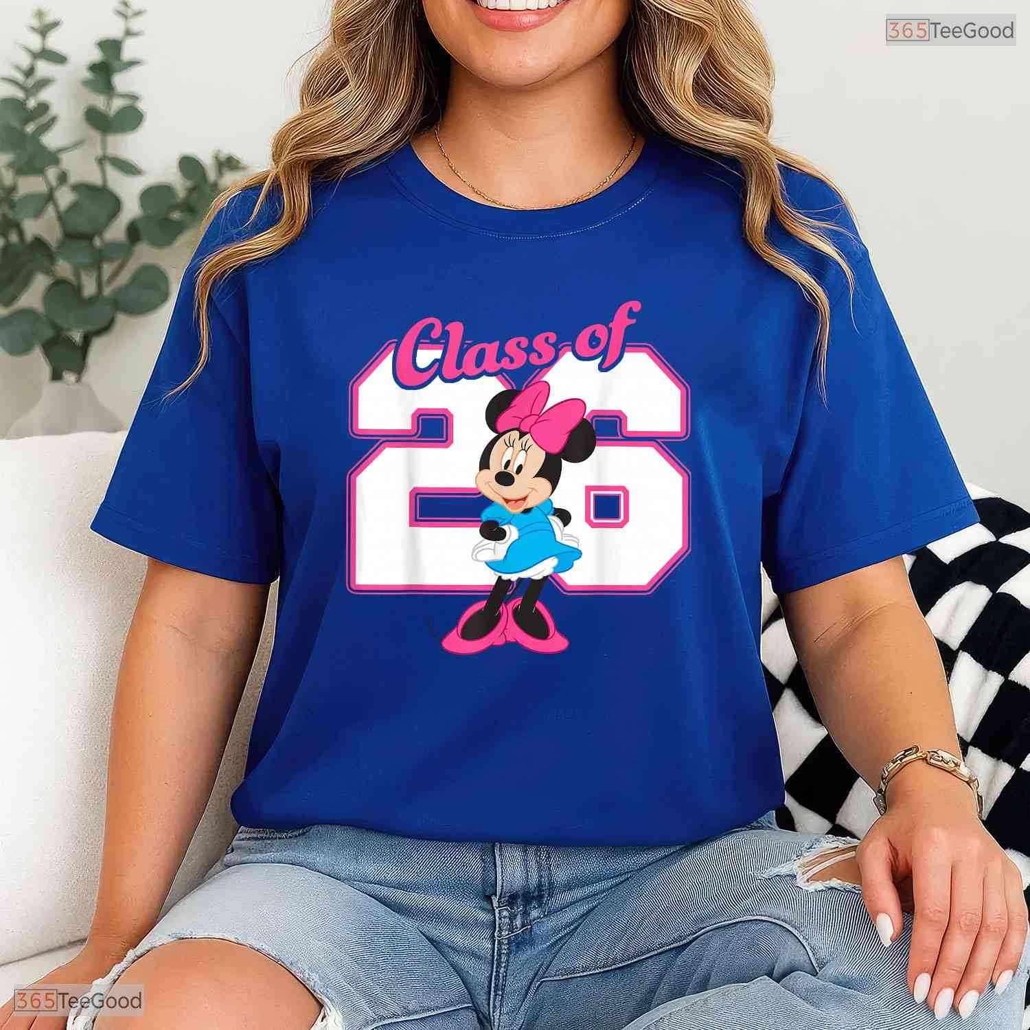 Cute Mouse Bow Ears Class Of 2026 Graduate High School Senior Graduation T-Shirt