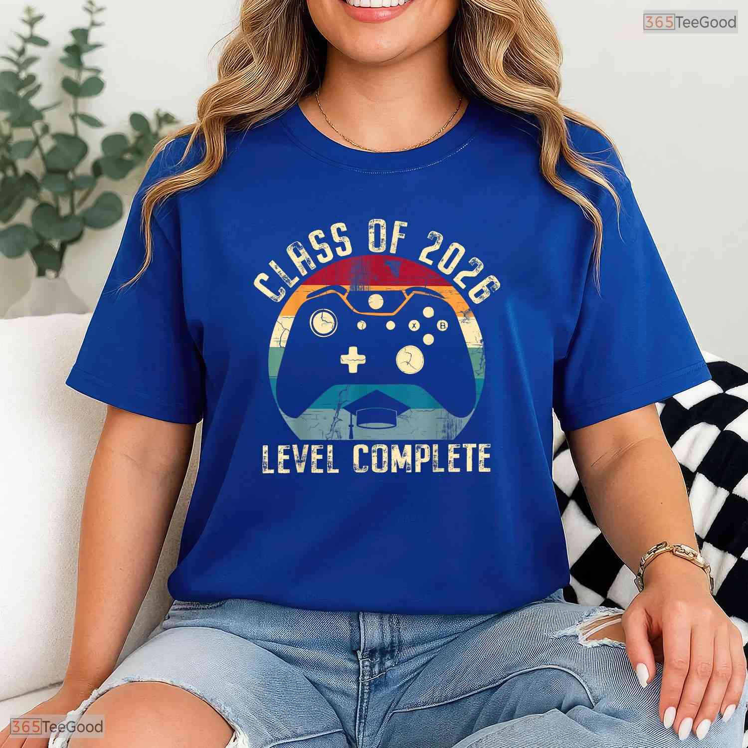 Awesome Class of 2026 Level Complete Video Gamer Senior Graduation T-Shirt