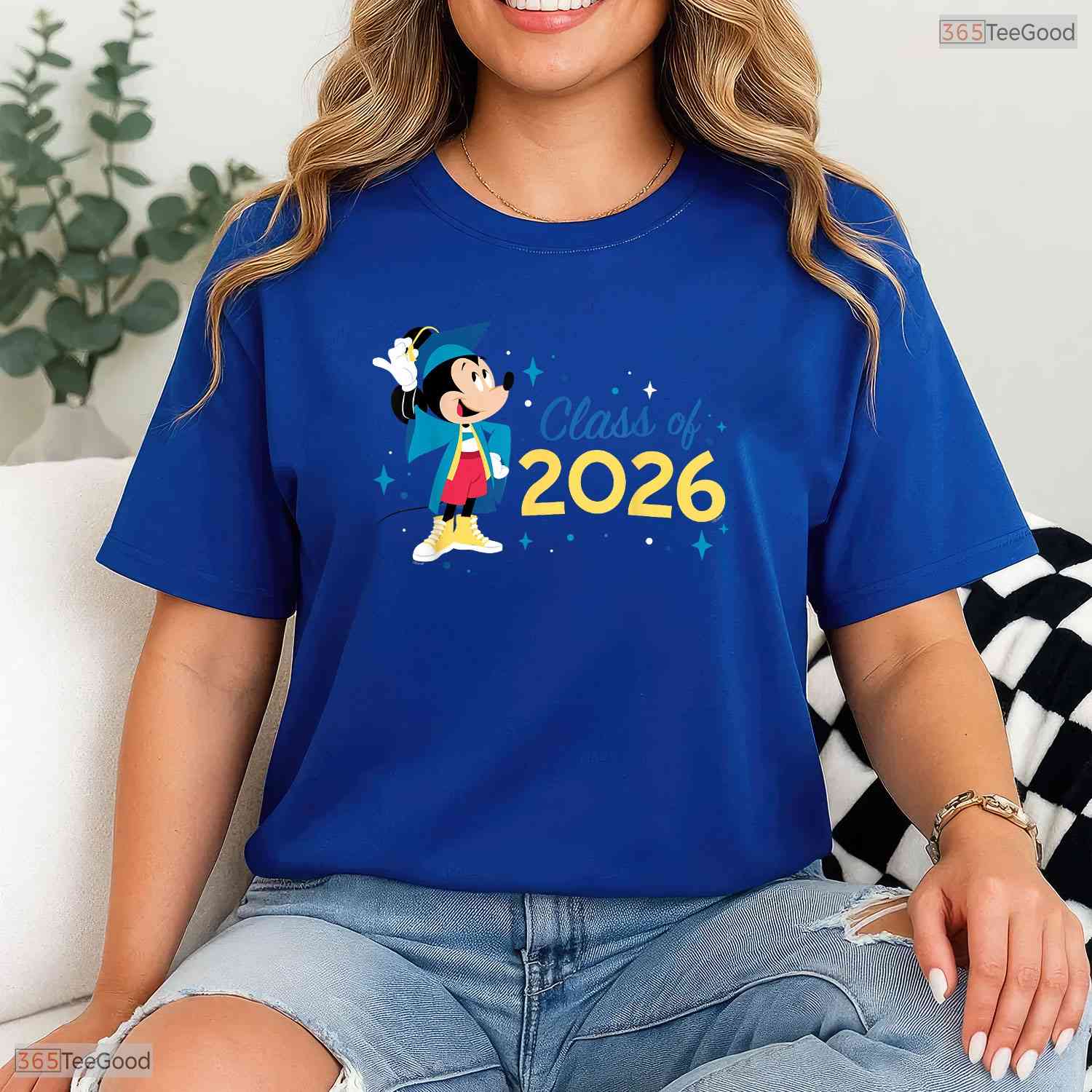 Cute Classic Mouse Ears Graduation Class Of 2026 New Grad Celebration T-Shirt