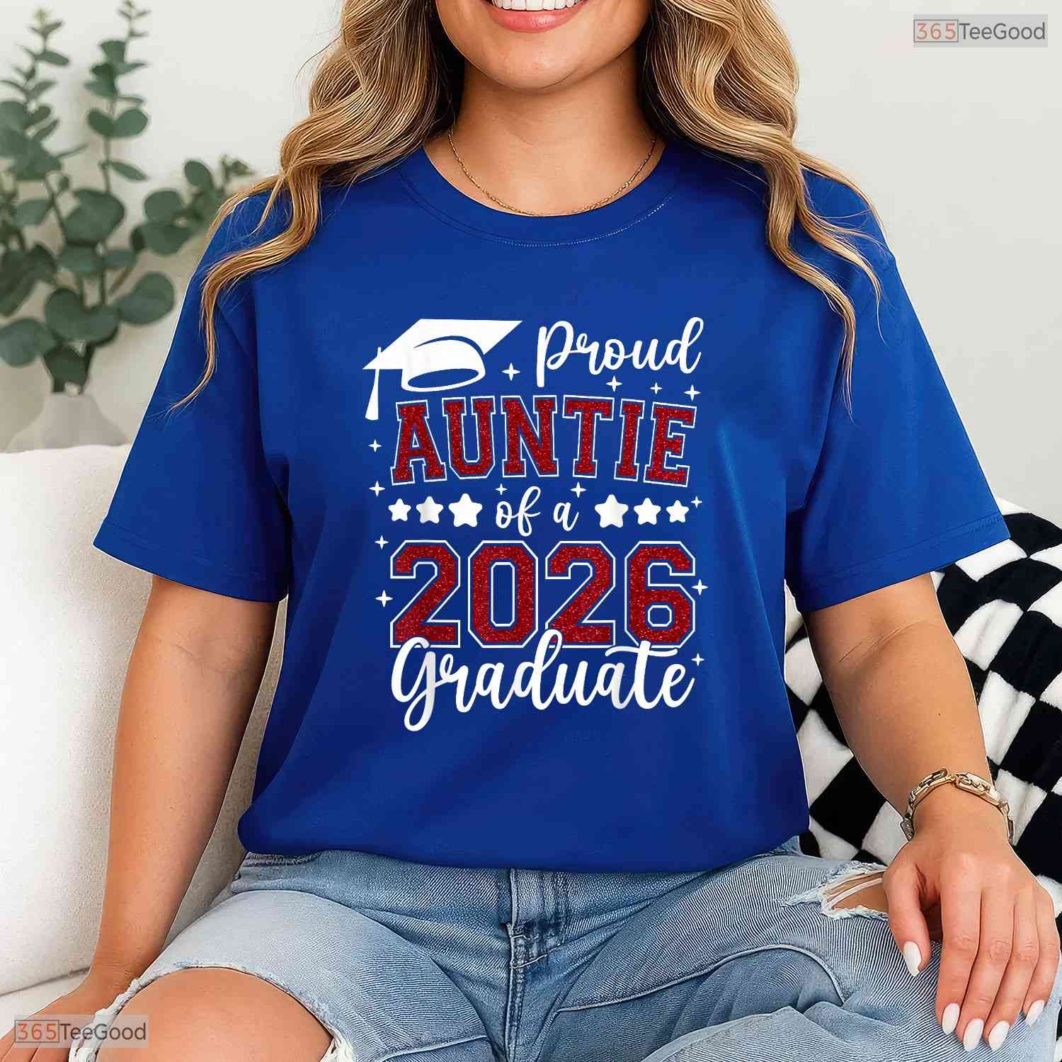Proud Auntie Of A 2026 Graduate High School Senior Family Celebration T-Shirt