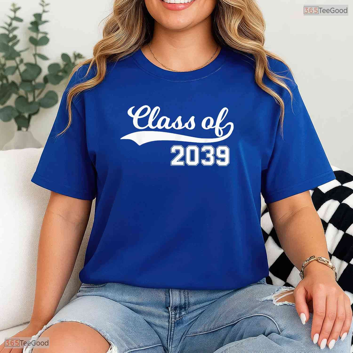 Class Of 2039 Grow With Me First Day Of School Milestone Youth Graduation Shirt