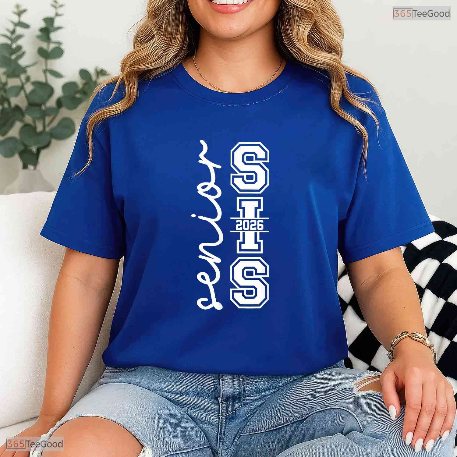 Proud Sister Of A Class Of 2026 Graduate High School Senior Commemorative T-Shirt