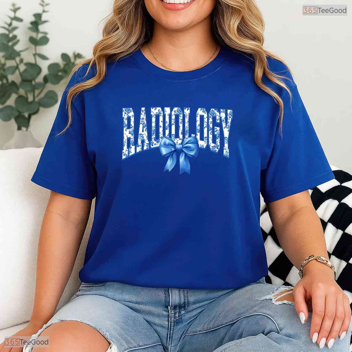 Cute Radiology Coquette Bow Xray Tech Medical Degree Graduate Commemoration T-Shirt