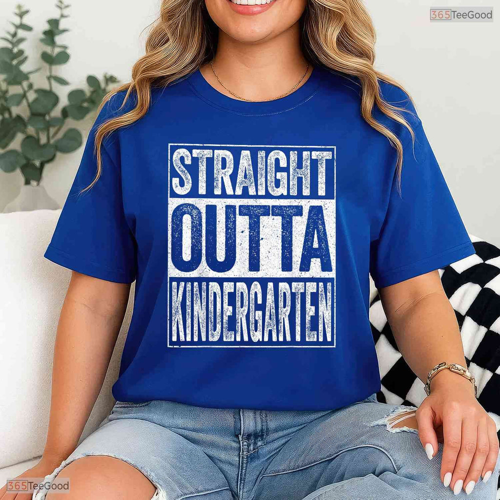Retro Straight Outta Kindergarten Funny Boy And Girl Graduation Celebration T-Shirt