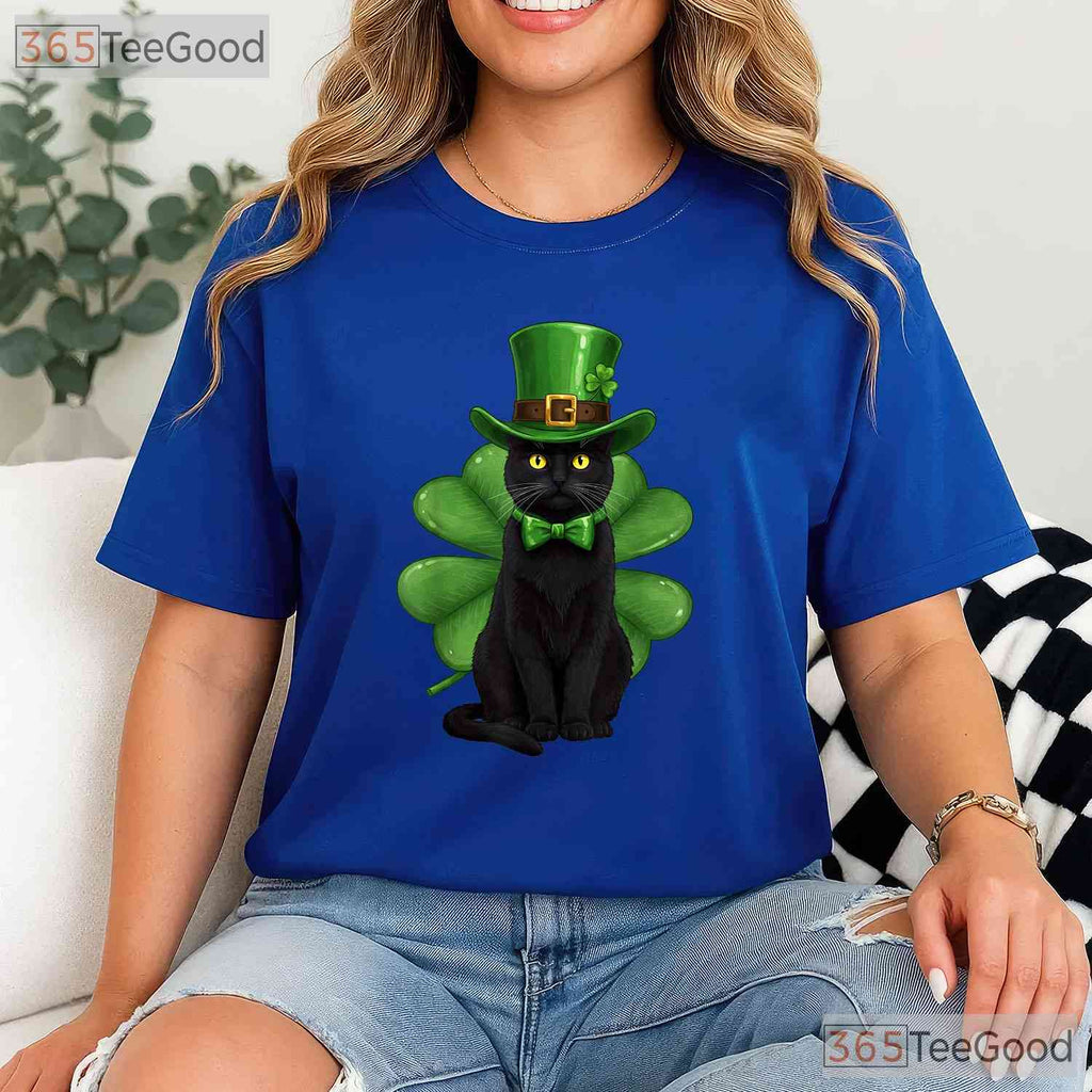 Black Cat Shamrock St Patricks Day T-Shirt Funny Kitten Pet Lover Tee