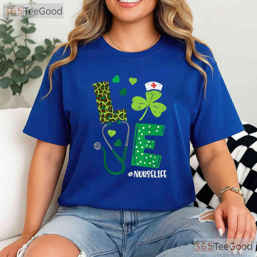 Love Stethoscope Shamrock Nurse Life St Patricks Day T-Shirt RN Medical Tee