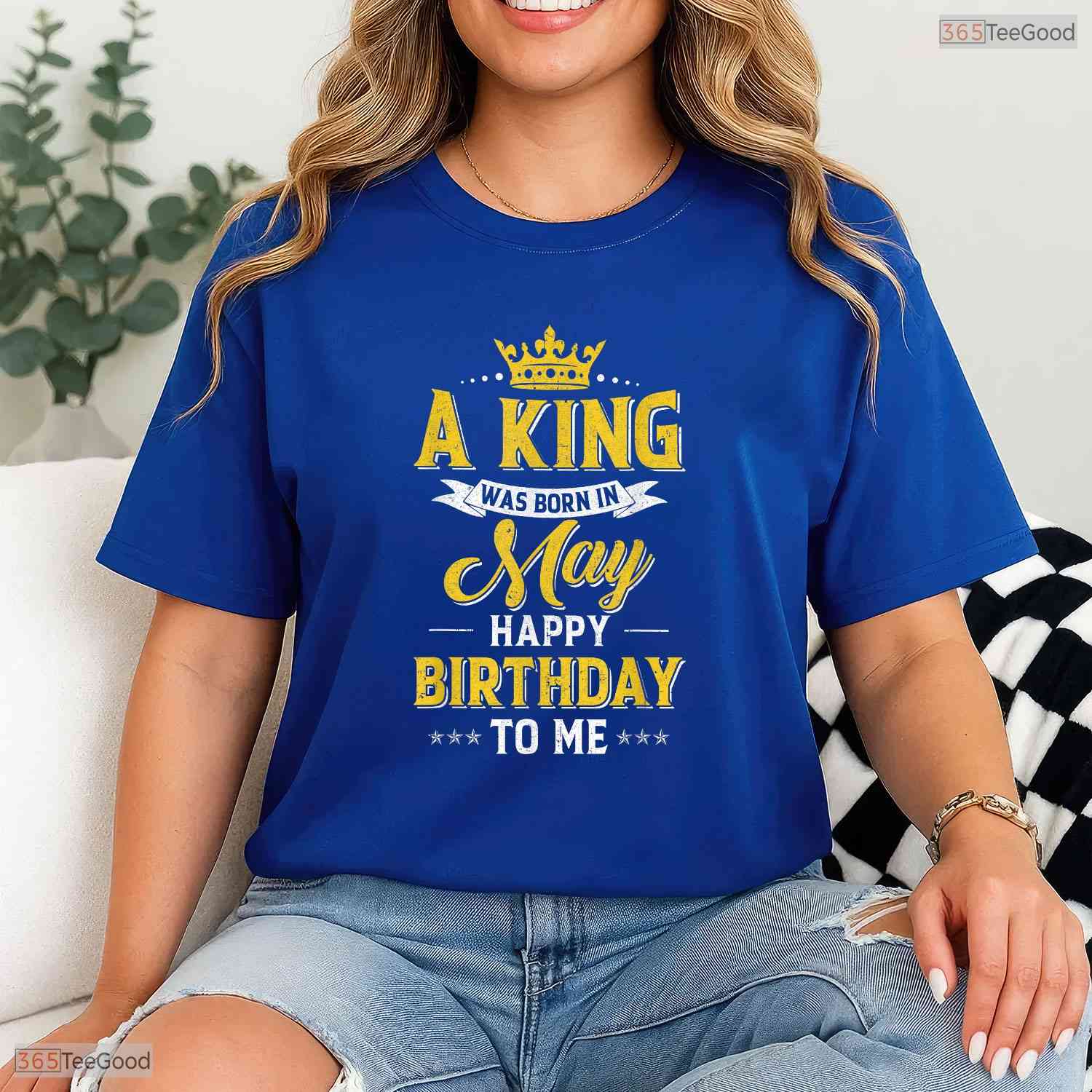 A King Was Born In May Happy Birthday To Me T-Shirt- Unique May Birthday Shirt
