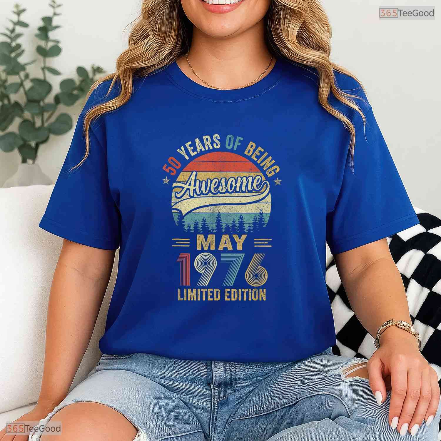 Vintage May 1976 Retro 50 Years Old 50th Birthday T-Shirt For Men And Women