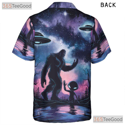 Alien Bigfoot UFO Hawaiian Shirt - Unisex Galaxy Sci-Fi Sasquatch Look
