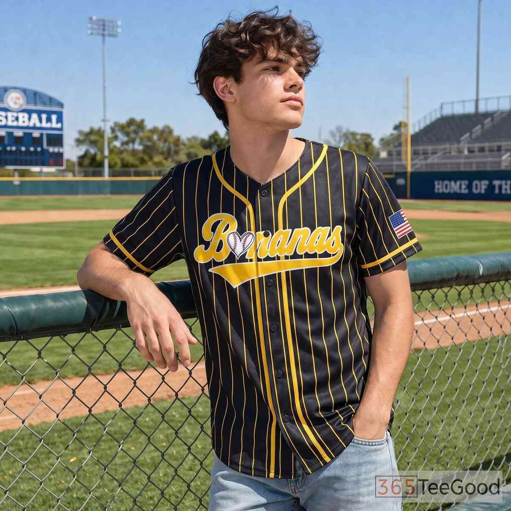 Black Baseball Jersey Tee for Men & Women - An essential piece for comfortable everyday style