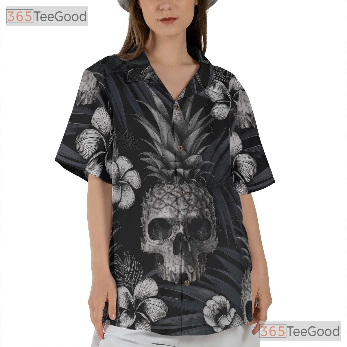 Dark Gothic Pineapple Skull Tropical Floral Aesthetic Hawaiian Tee Unisex