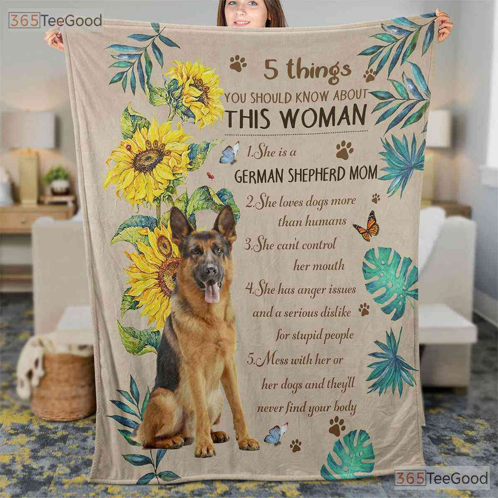German Shepherd Mom Fleece Blanket - Dog Lover Quilt Gift for Woman with Quote