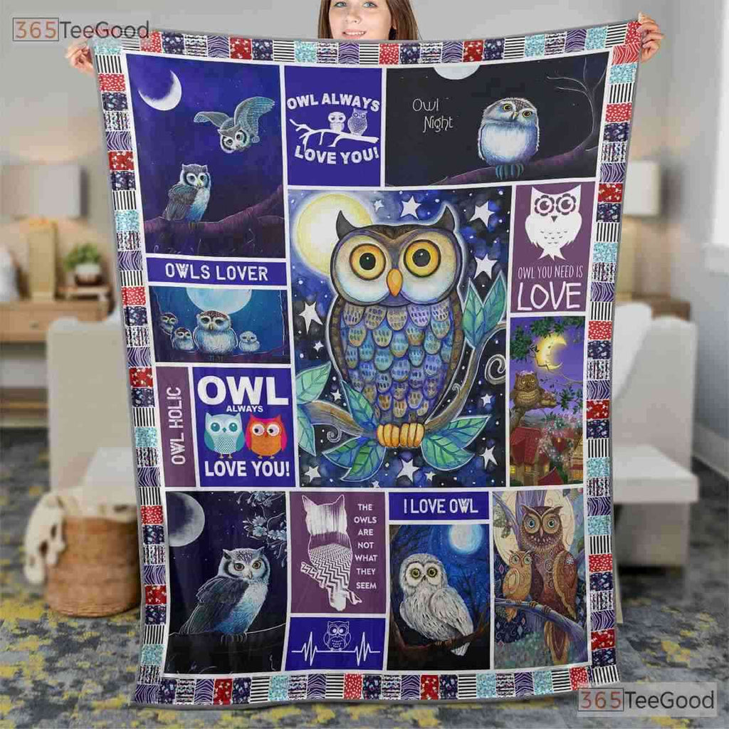 Books and Dragons Fantasy Fleece Blanket - Reading Bookish Quilt Gift Woman