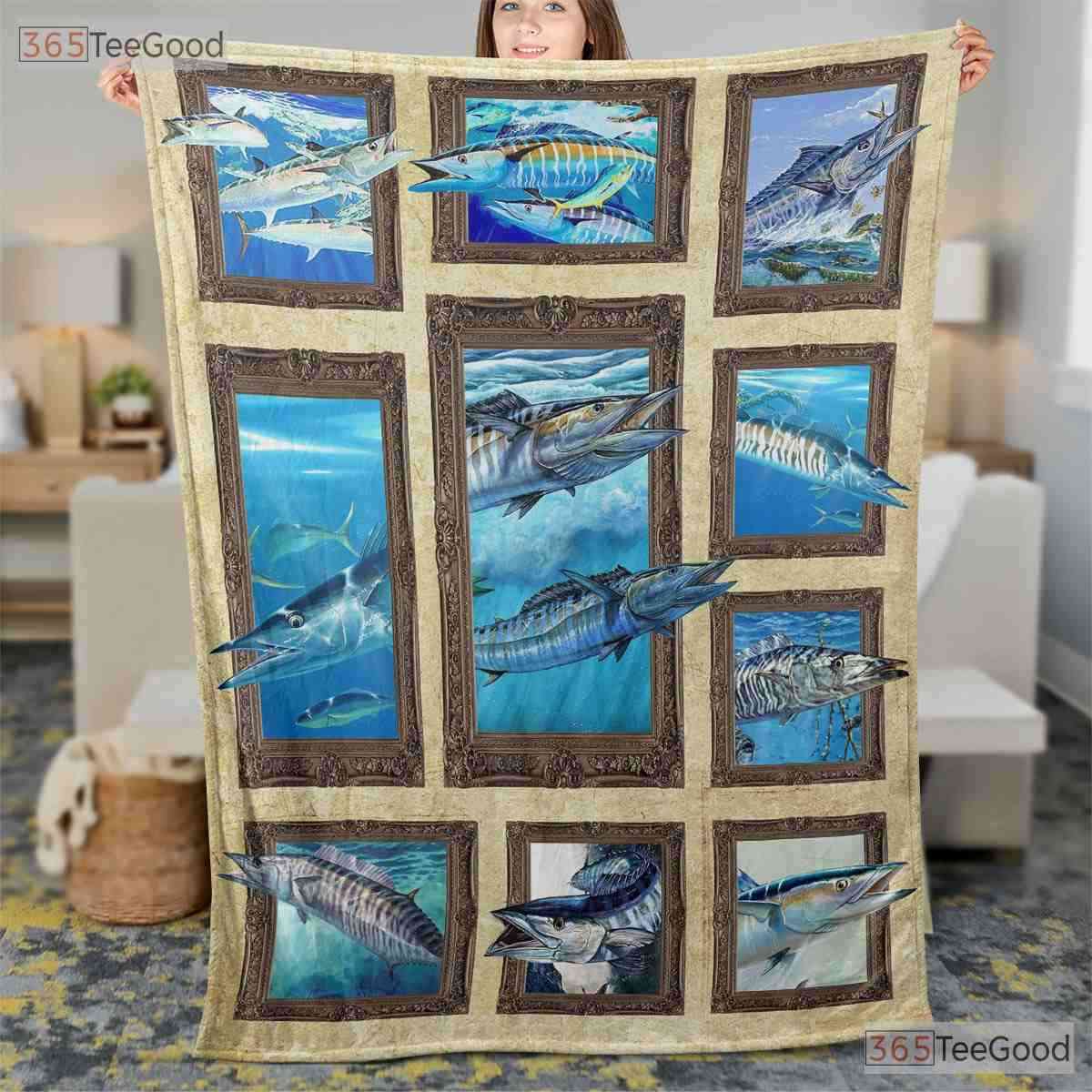 Shark Adventure Ocean Fleece Blanket - Marine Life Quilt Gift for Boys Bedroom