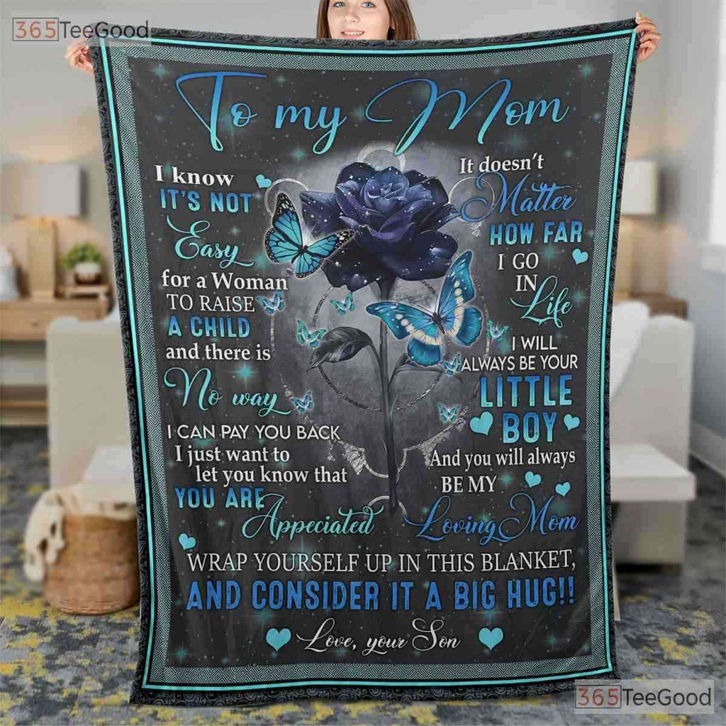 To My Mom Blue Rose Fleece Blanket - Sentimental Quilt Gift from Son Birthday