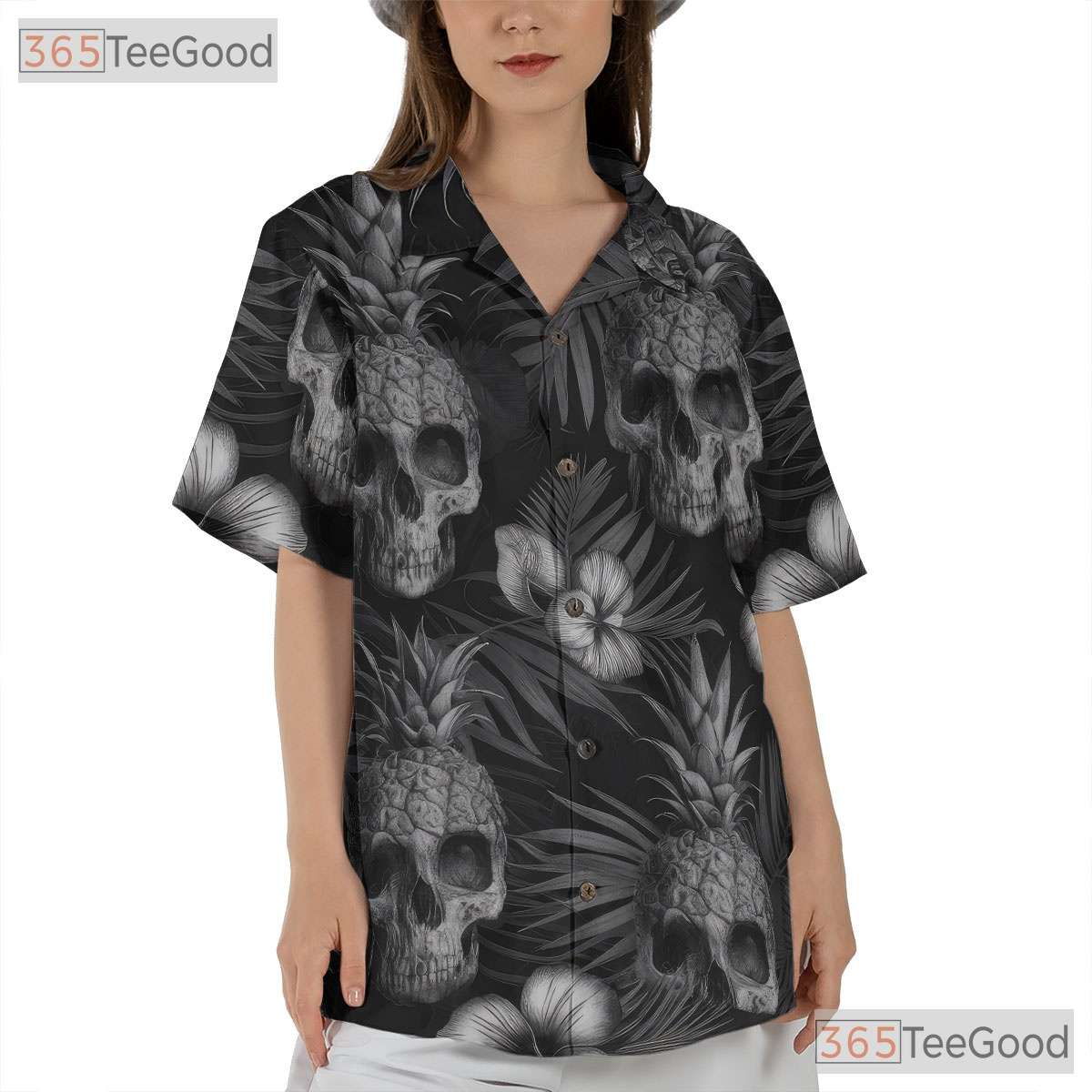 Gothic Pineapple Skull Dark Floral Tropical Aesthetic Hawaiian Tee Unisex