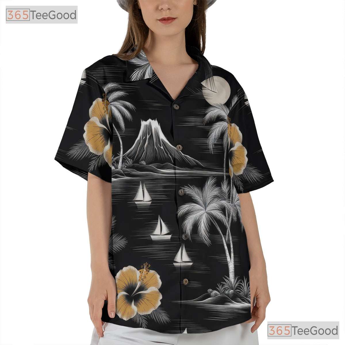 Retro Island Hawaiian Tee - Monochrome Palm Tree Ocean Style for Adults