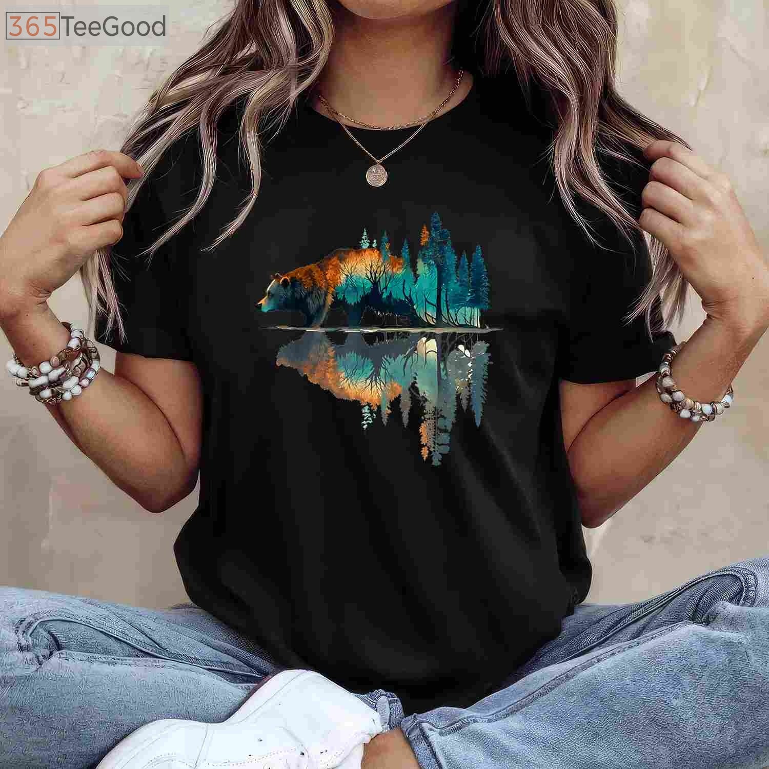 Bear Trees Reflection Nature T-Shirt - Aesthetic Wildlife Forest Outdoor Gift
