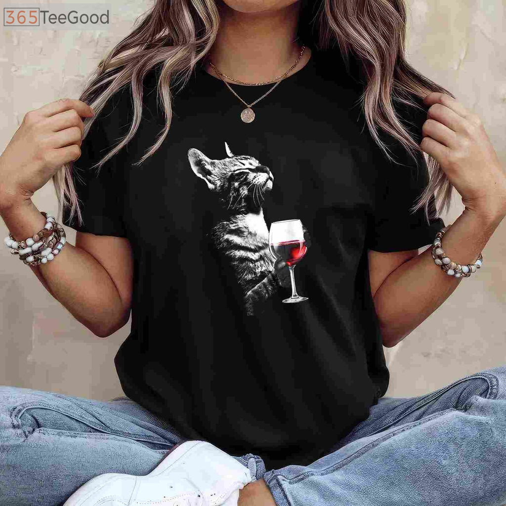 Cat Drinking Wine T-Shirt - Cute Red Wine Lover Gift for Cat Moms