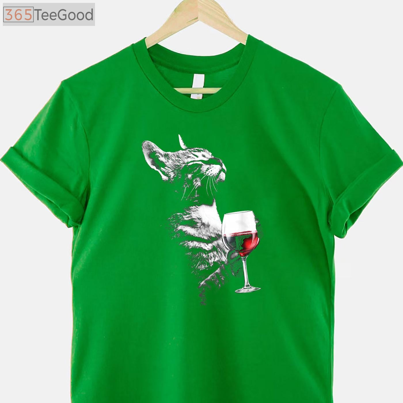 Cat Drinking Wine T-Shirt - Cute Red Wine Lover Gift for Cat Moms