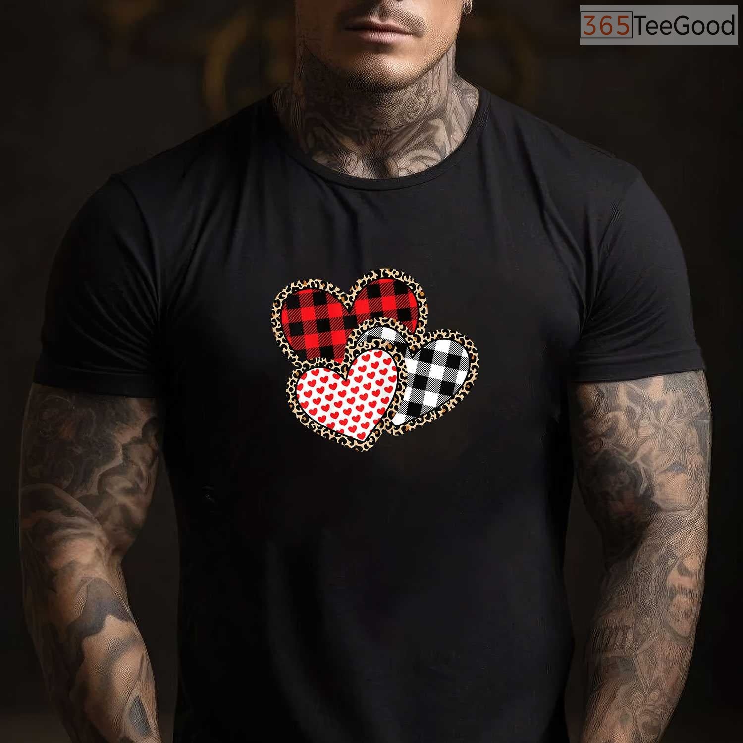 Cute Valentines Day Love Heart Graphic T-Shirt, Romantic Pastel Aesthetic Shirt for Women & Girls