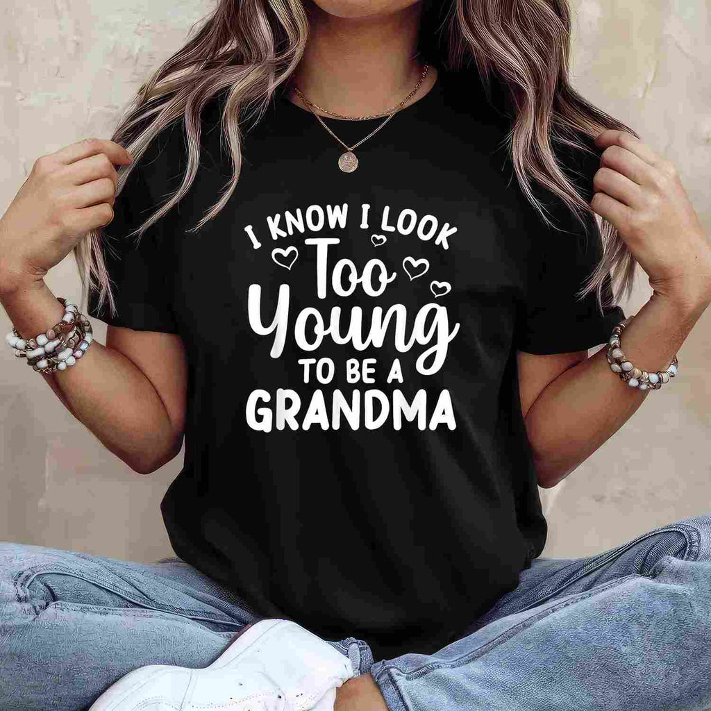 Funny Grandma To Be Gift Tee Pregnancy Announcement T-Shirt Women Adults