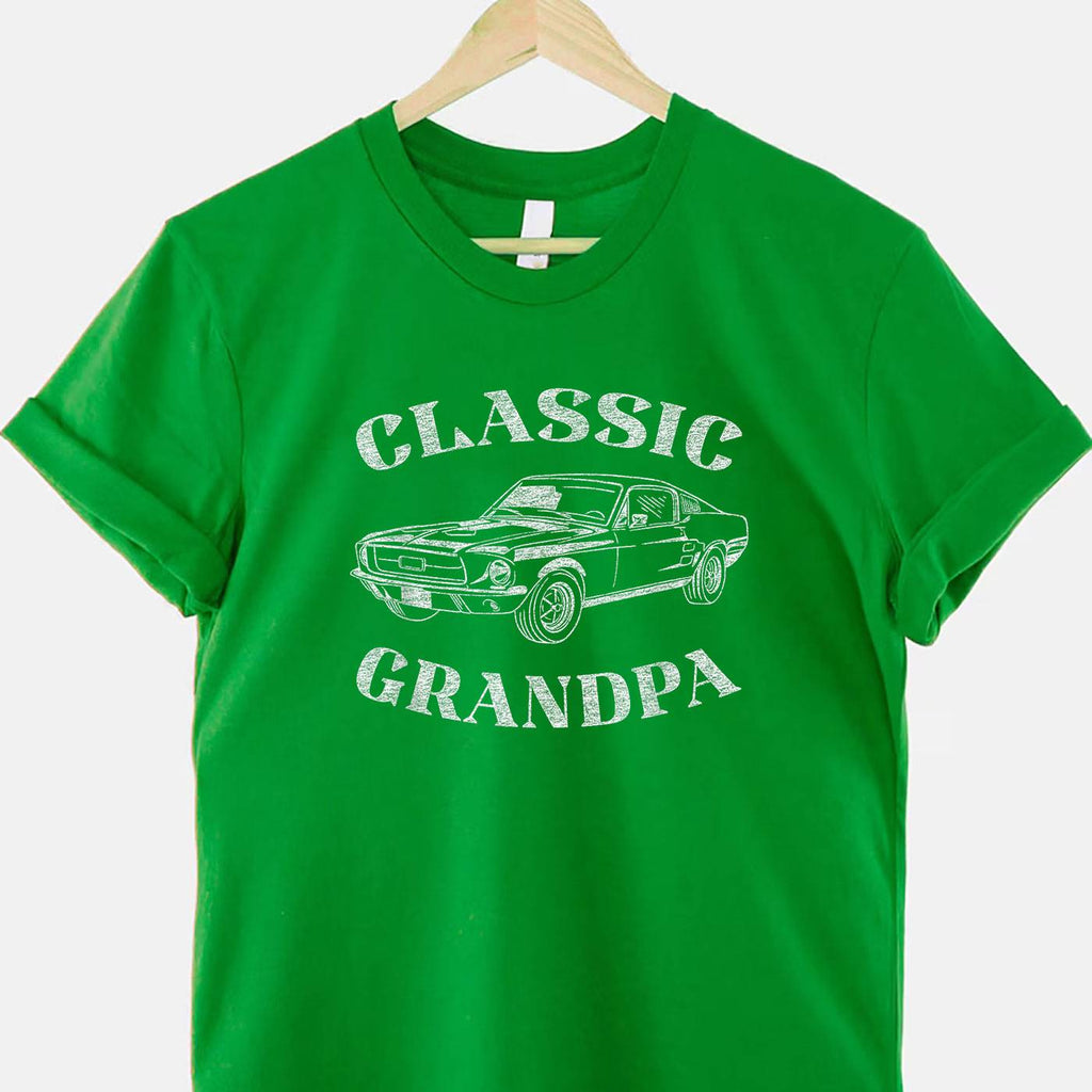 Funny Grandpa Classic Car Graphic Gift Tee T-Shirt Men Adults Unisex