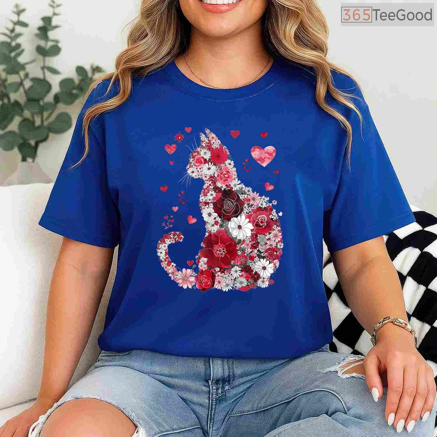 Happy Meowentine's Day Funny Cat Lover T-Shirt, Cute Kitten Valentine Gift for Women & Girls