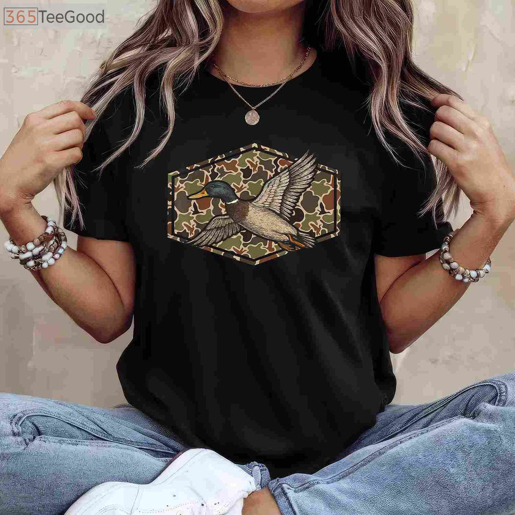 Mallard Duck Camouflage Hunting Shirt, Seasonal Waterfowl Hunter Graphic Tee