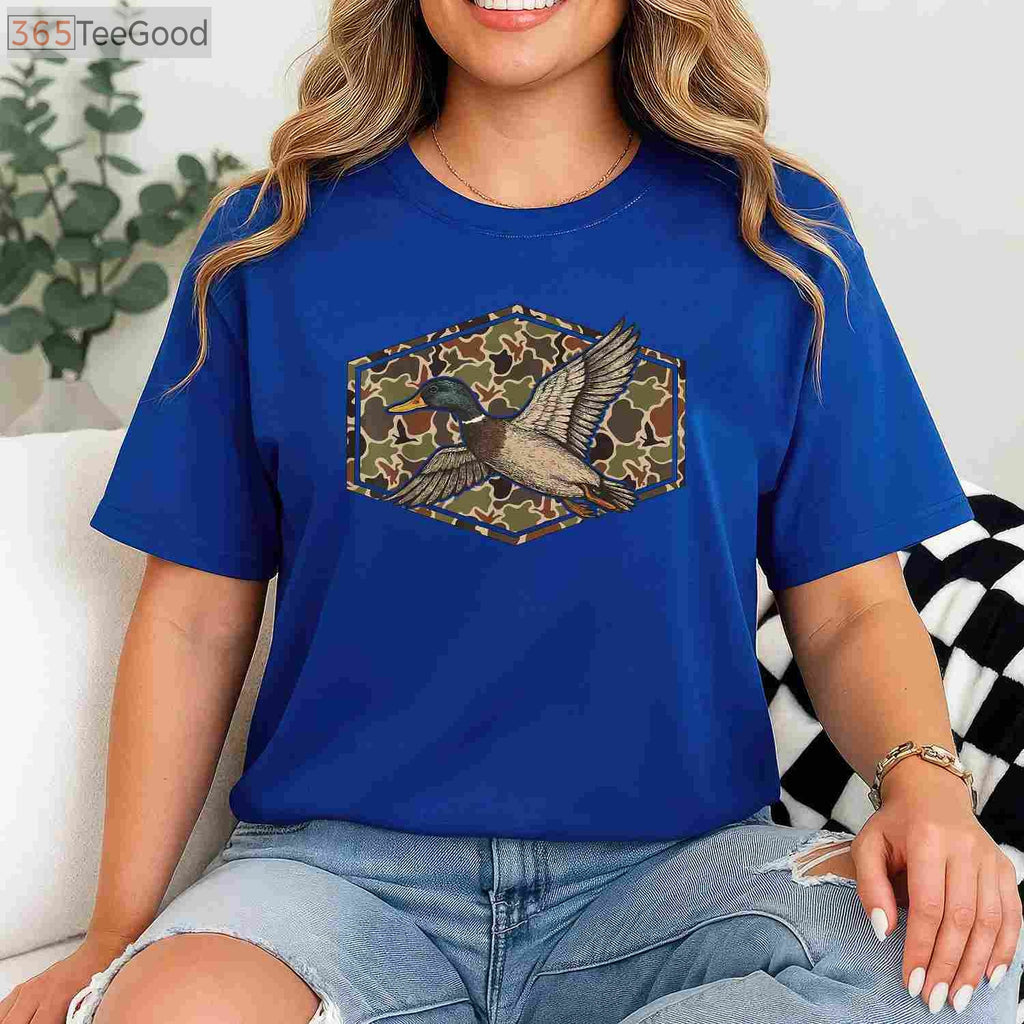 Mallard Duck Camouflage Hunting Shirt, Seasonal Waterfowl Hunter Graphic Tee