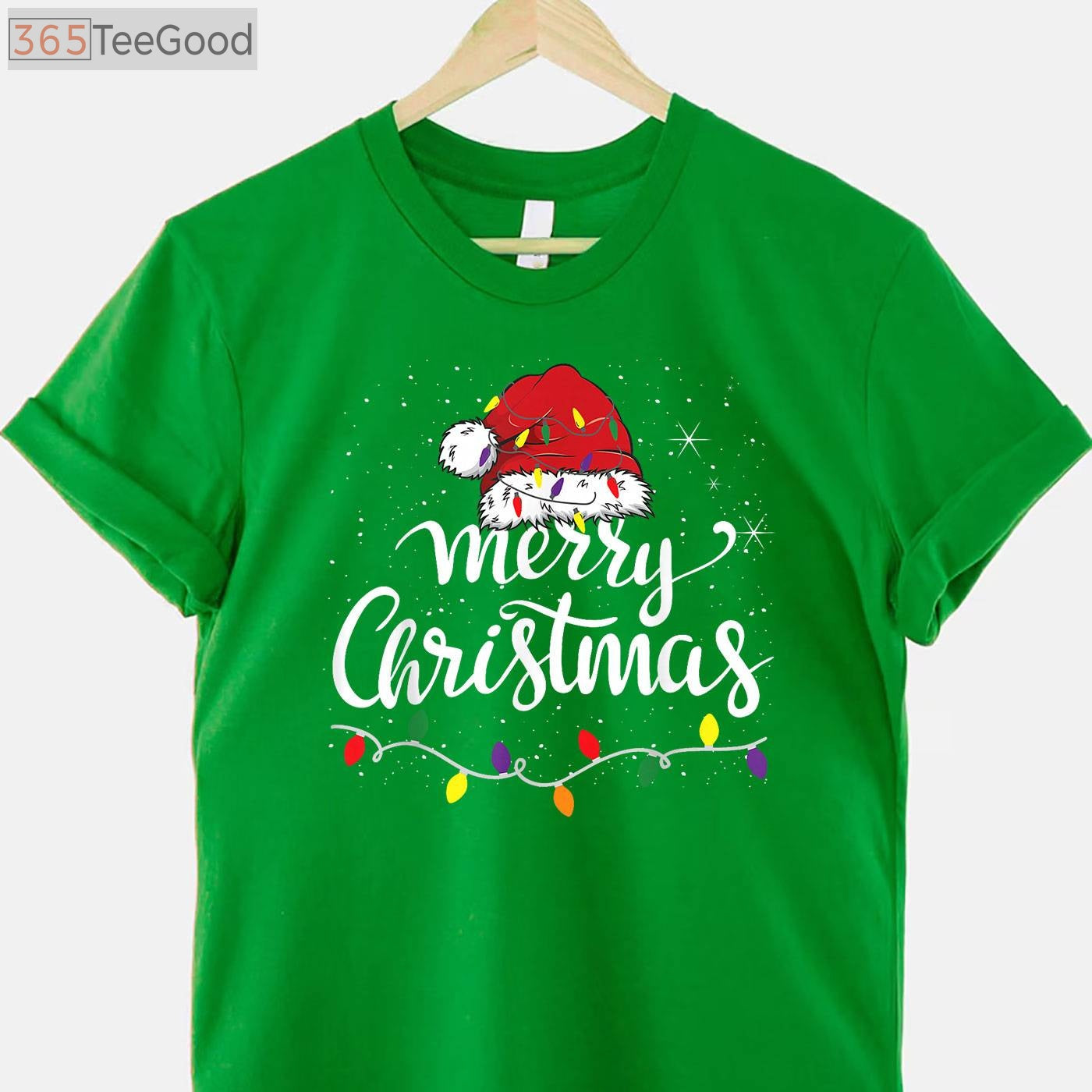 Merry Christmas Lights Red Santa Hat T-Shirt - Funny Family Xmas Pajama Top