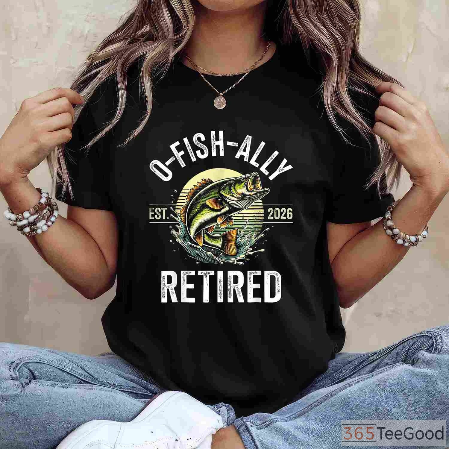 Official Retired 2026 Fishing Shirt, Funny Retirement Gift for Avid Fishermen