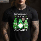 St Patrick’s Day Lucky Shamrock Leopard Gnome T-Shirt for Irish Women