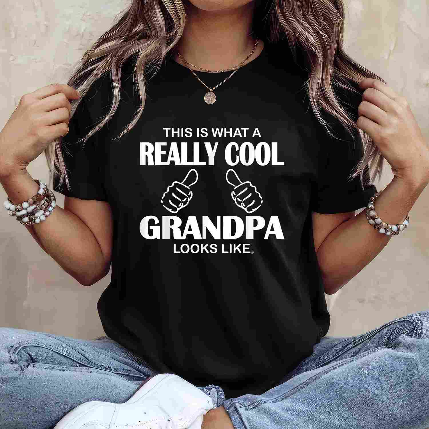 This Is What A Really Cool Grandpa Looks Like Funny Gift Tee T-Shirt Men Adults