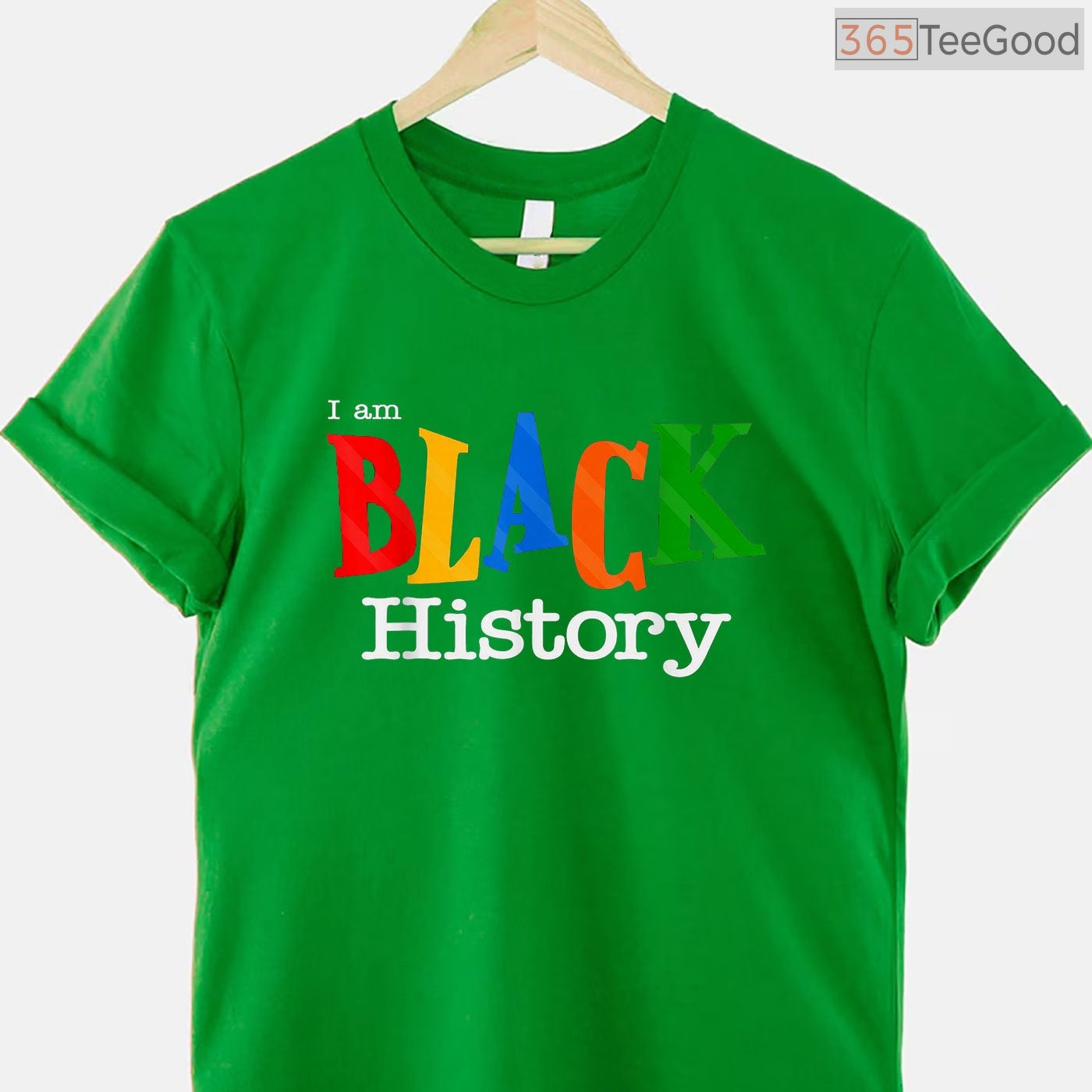 Vintage Black History Month Shirt Retro Black Power Fist T-Shirt for Women & Men