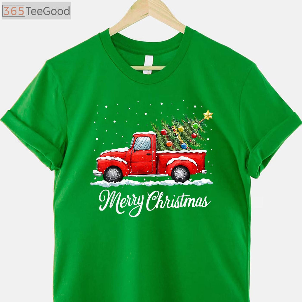 Vintage Red Truck Merry Christmas T-Shirt - Old Fashioned Xmas Tree Gift